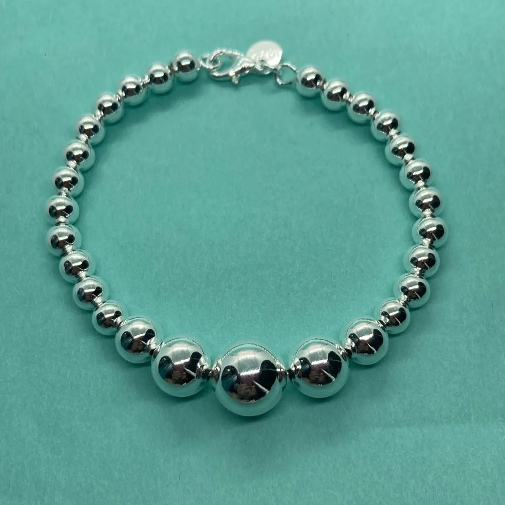 🌟 Sterling Silver Beads Bracelet - Picture 2 of 3